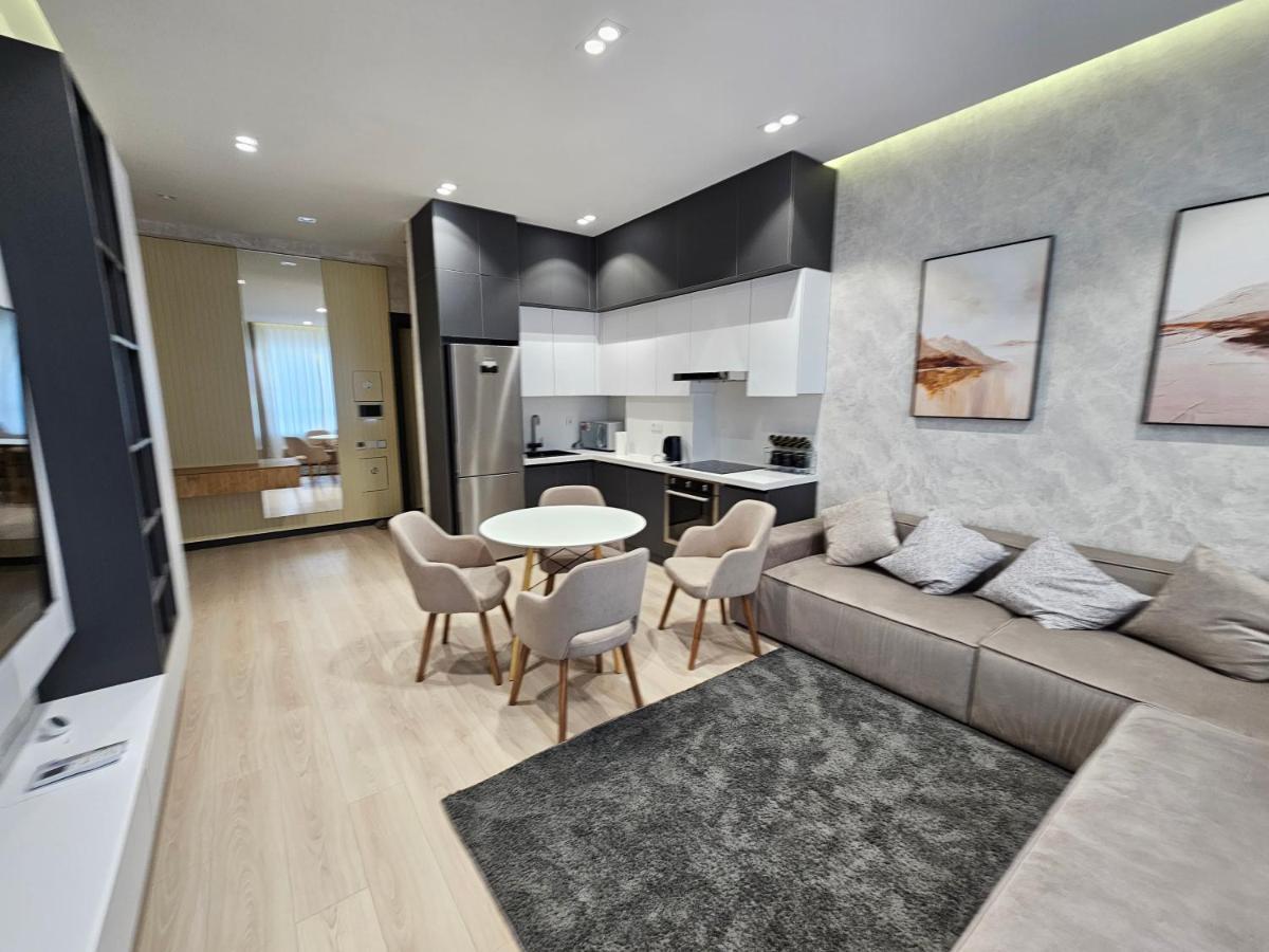 טשקנט Magnificent Apartment In Nrg Oybek מראה חיצוני תמונה